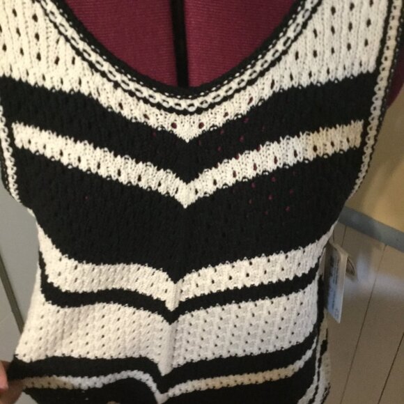 NWT Tribal Jeans crochet/knit sweater vest in black and cream size large - Picture 2 of 7